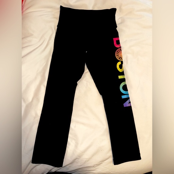 Lululemon x SoulCycle: Boston Cropped Leggings Size 2 worn once - Picture 1 of 3